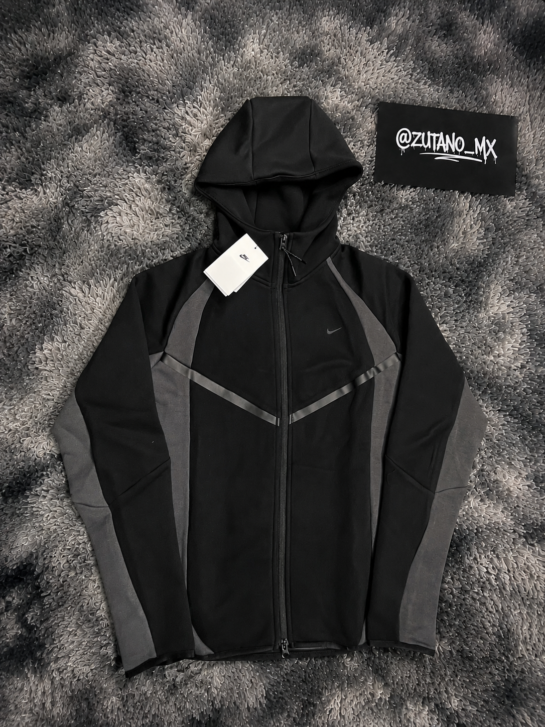 NIKE TECH FLECCE 2026 BLACK/GREY HOODIE
