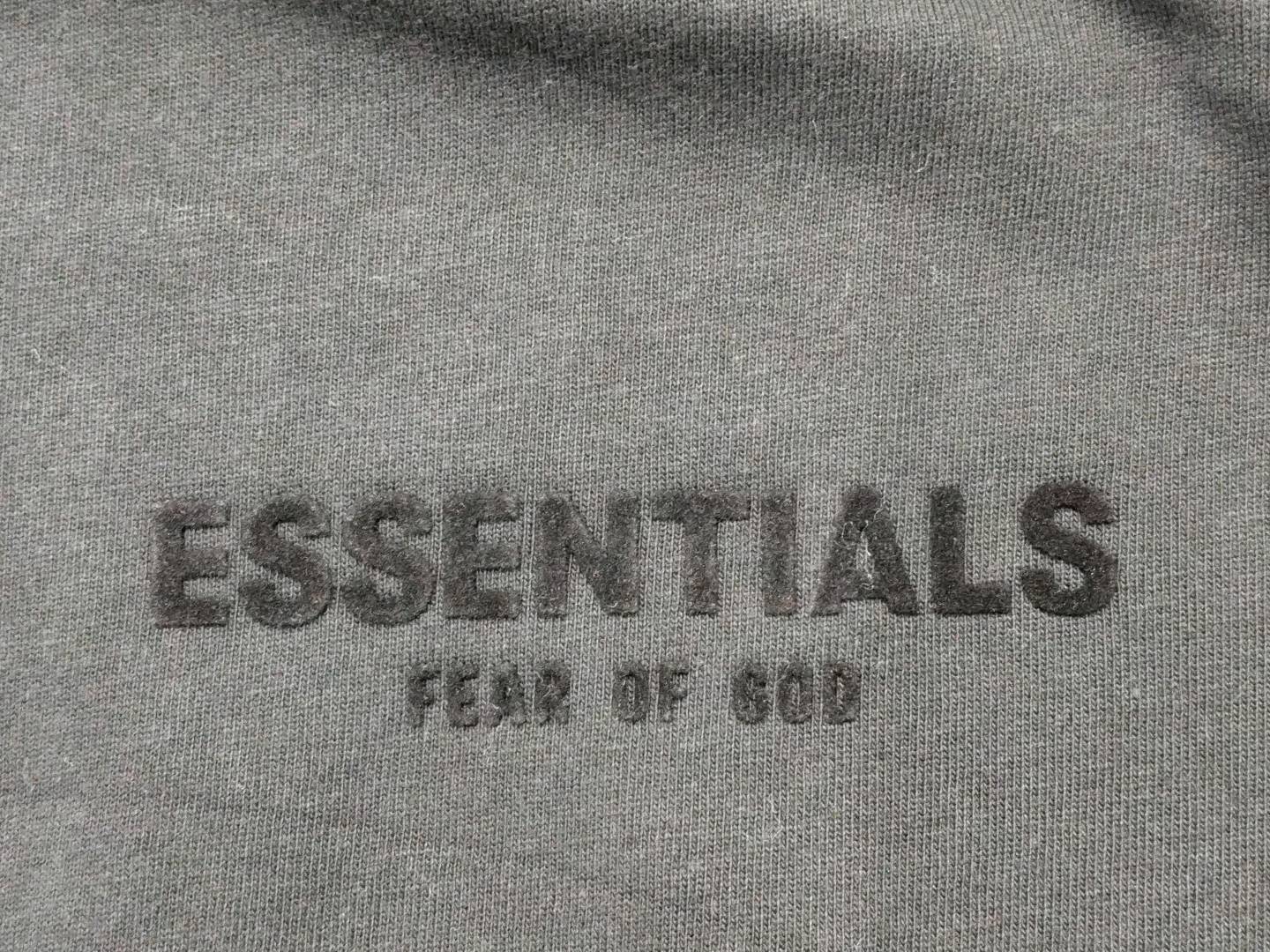 FEAR OF GOD ESSENTIALS CAMISETA